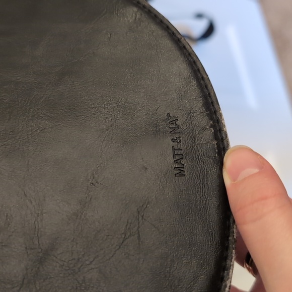 Mat & Nat Vegan Saddle Bag - Picture 3 of 9